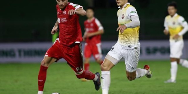 足球博彩-越南最新28人名单3张新面孔 入籍球员引人注目