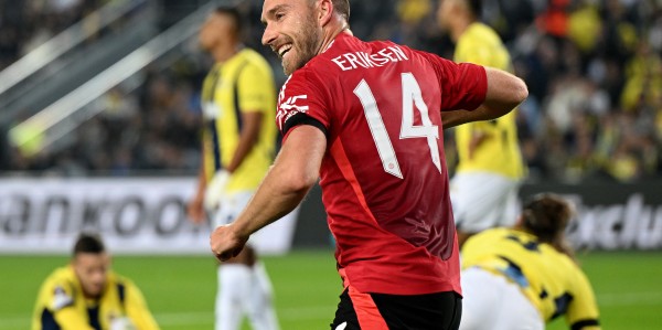 国际足联俱乐部世界杯-阿贾克斯总监回应埃里克森转会传闻：目前无签约计划