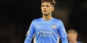 记者：多特、法兰克福、勒沃库森有意麦卡蒂，球员希望留在英格兰