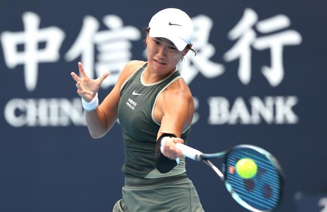 1727401739445091924.jpg (体育)(2)网球——中网:王曦雨止步女单首轮XxjpseC007147_20240926_PEPFN0A001.jpg